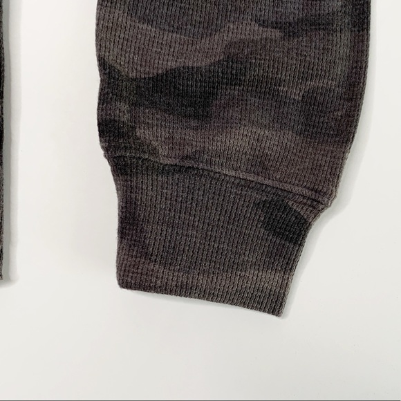 SPLENDID CAMO SWEATSHIRT - Picture 9 of 11